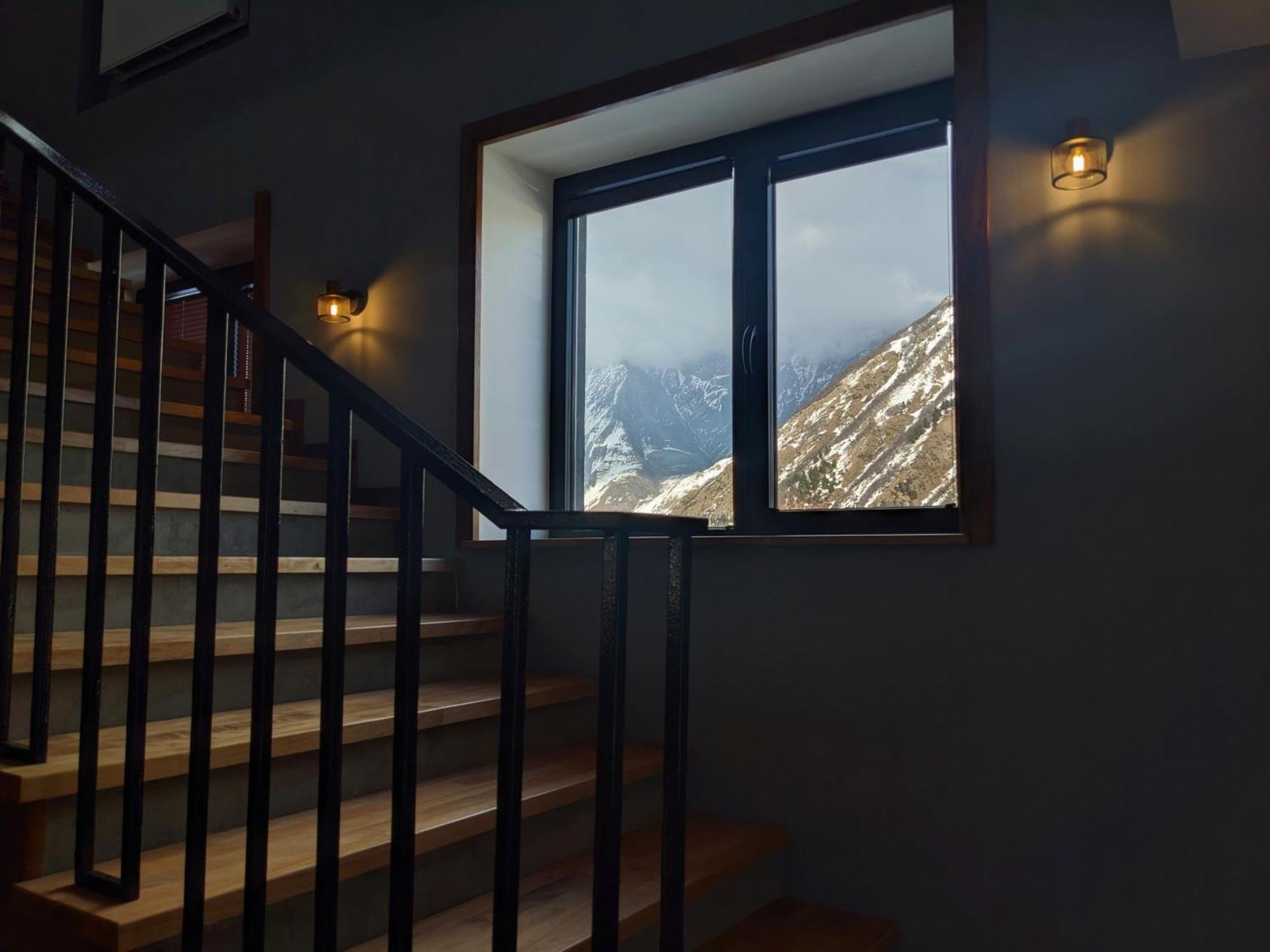 Agre Kazbegi Hotell Achkhoti Eksteriør bilde