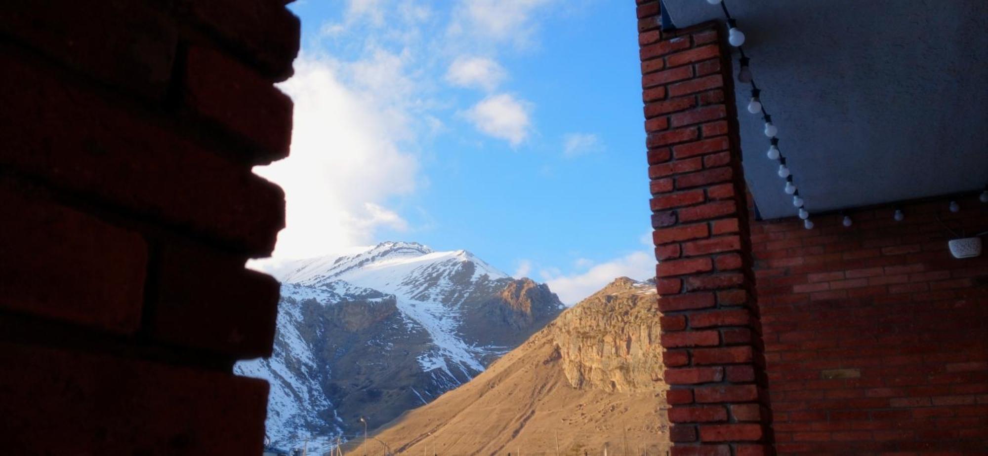 Agre Kazbegi Hotell Achkhoti Eksteriør bilde