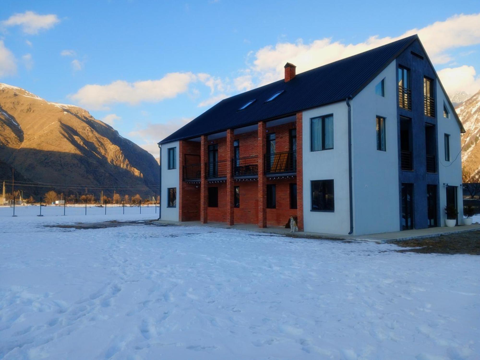 Agre Kazbegi Hotell Achkhoti Eksteriør bilde