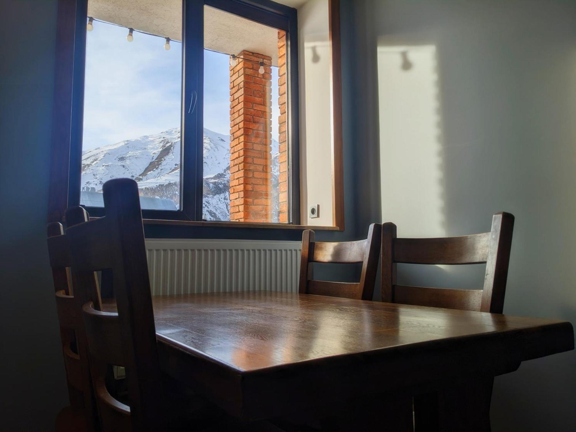 Agre Kazbegi Hotell Achkhoti Eksteriør bilde