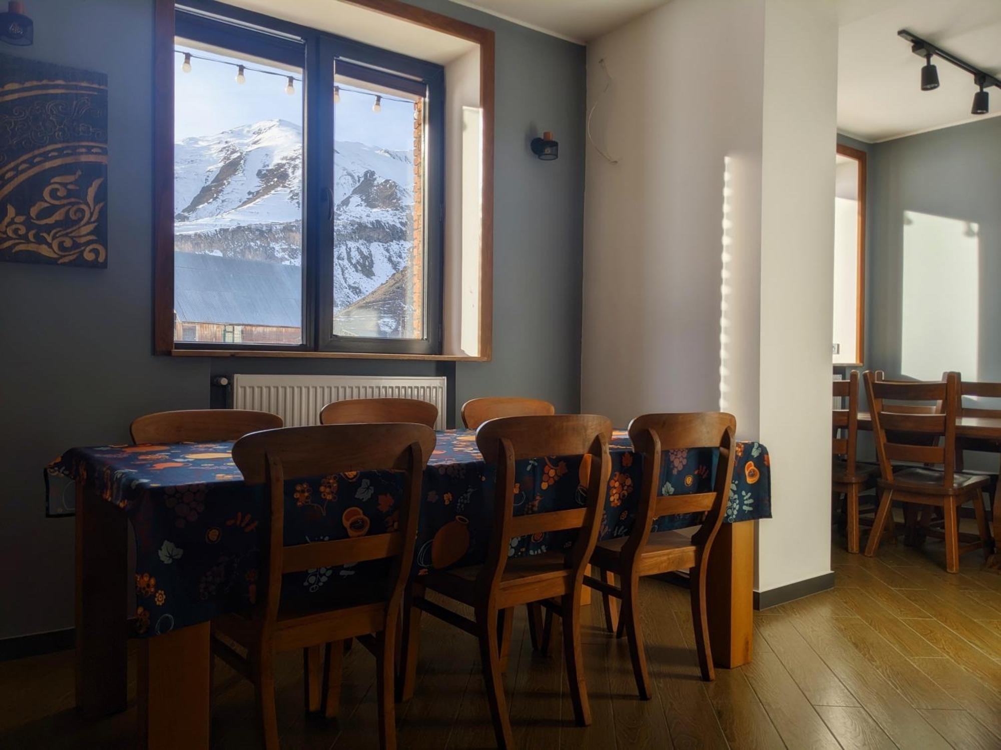 Agre Kazbegi Hotell Achkhoti Eksteriør bilde