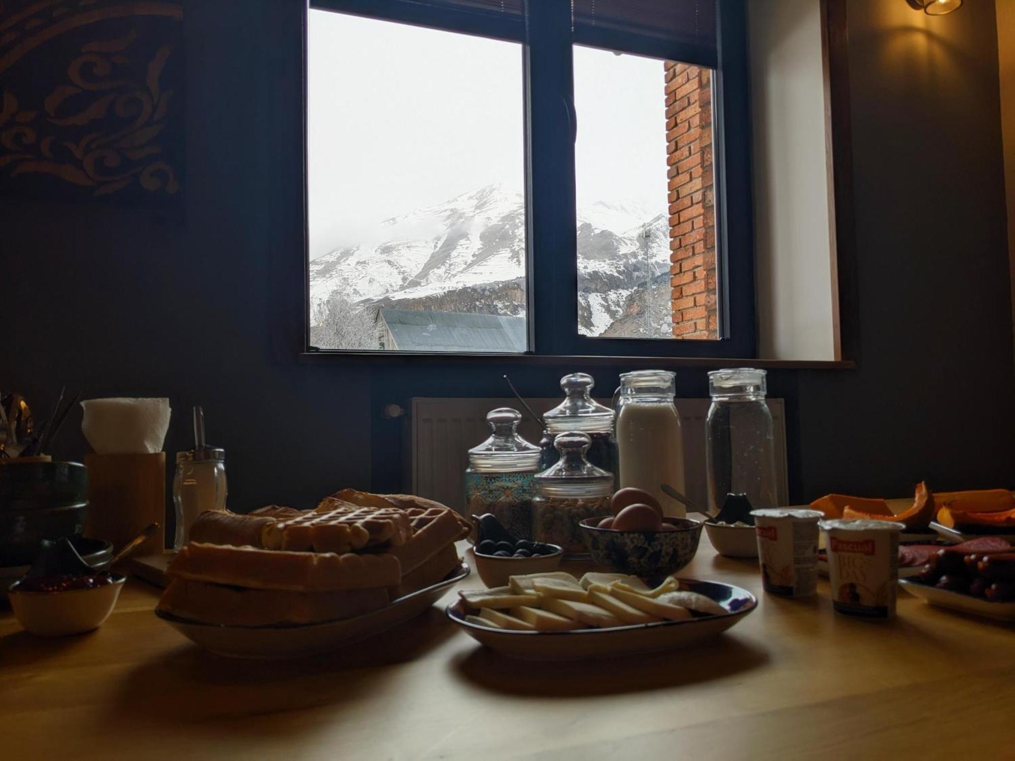 Agre Kazbegi Hotell Achkhoti Eksteriør bilde